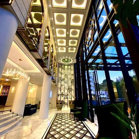 Grand Eska Hotel & Suites Batam Nagoya Kültér fotó