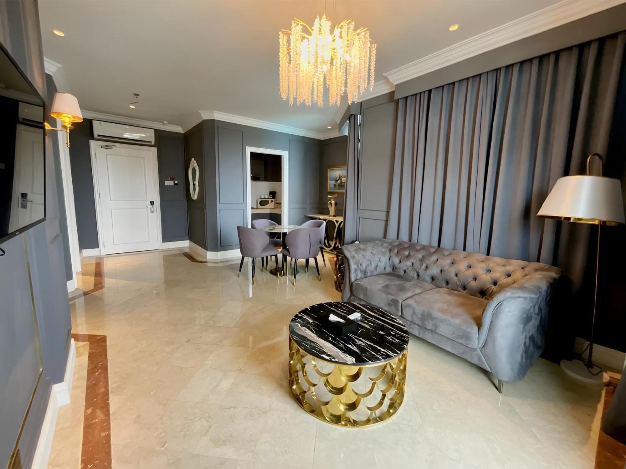 Grand Eska Hotel & Suites Batam Nagoya Kültér fotó