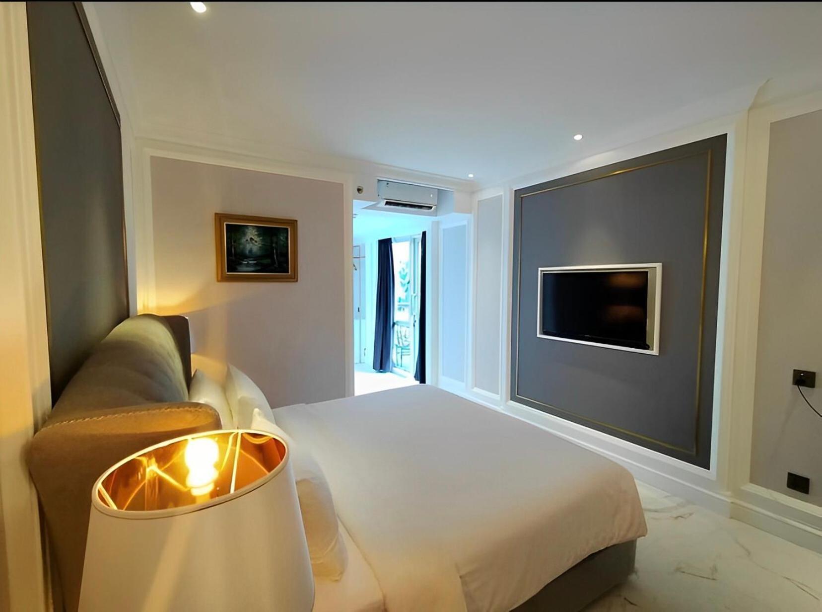 Grand Eska Hotel & Suites Batam Nagoya Kültér fotó